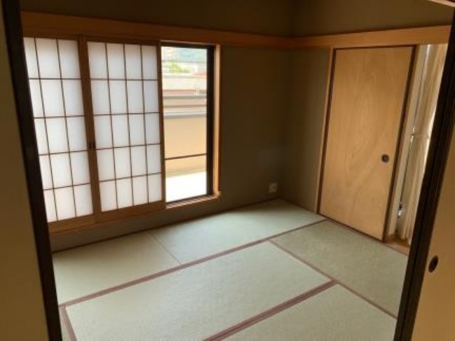 detached 海南市日方