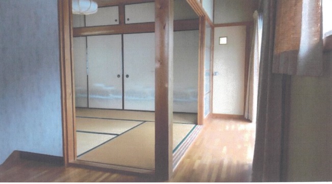 detached 日高町原谷