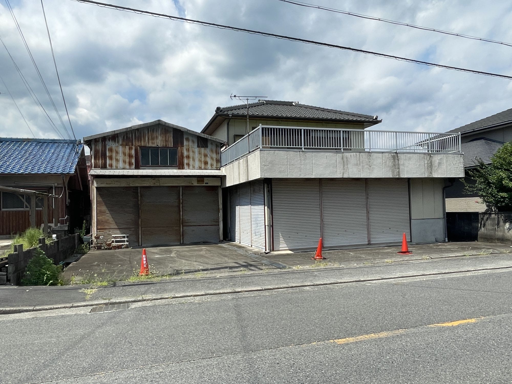 commercial かつらぎ町妙寺