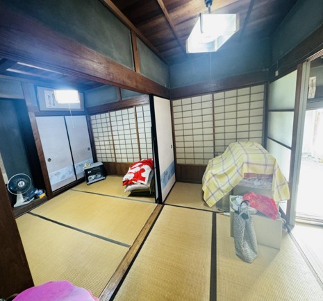 detached 串本町田並