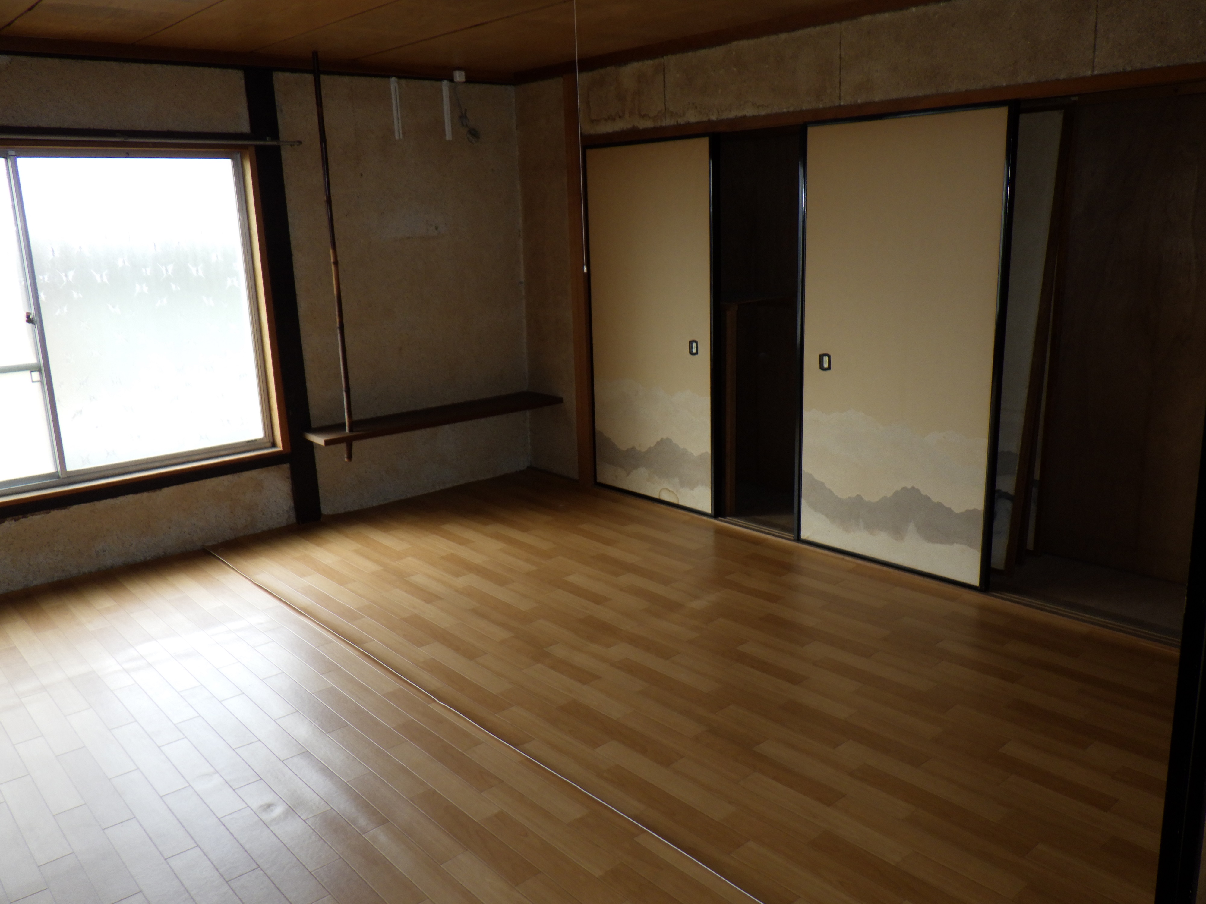 townhouse 海南市船尾