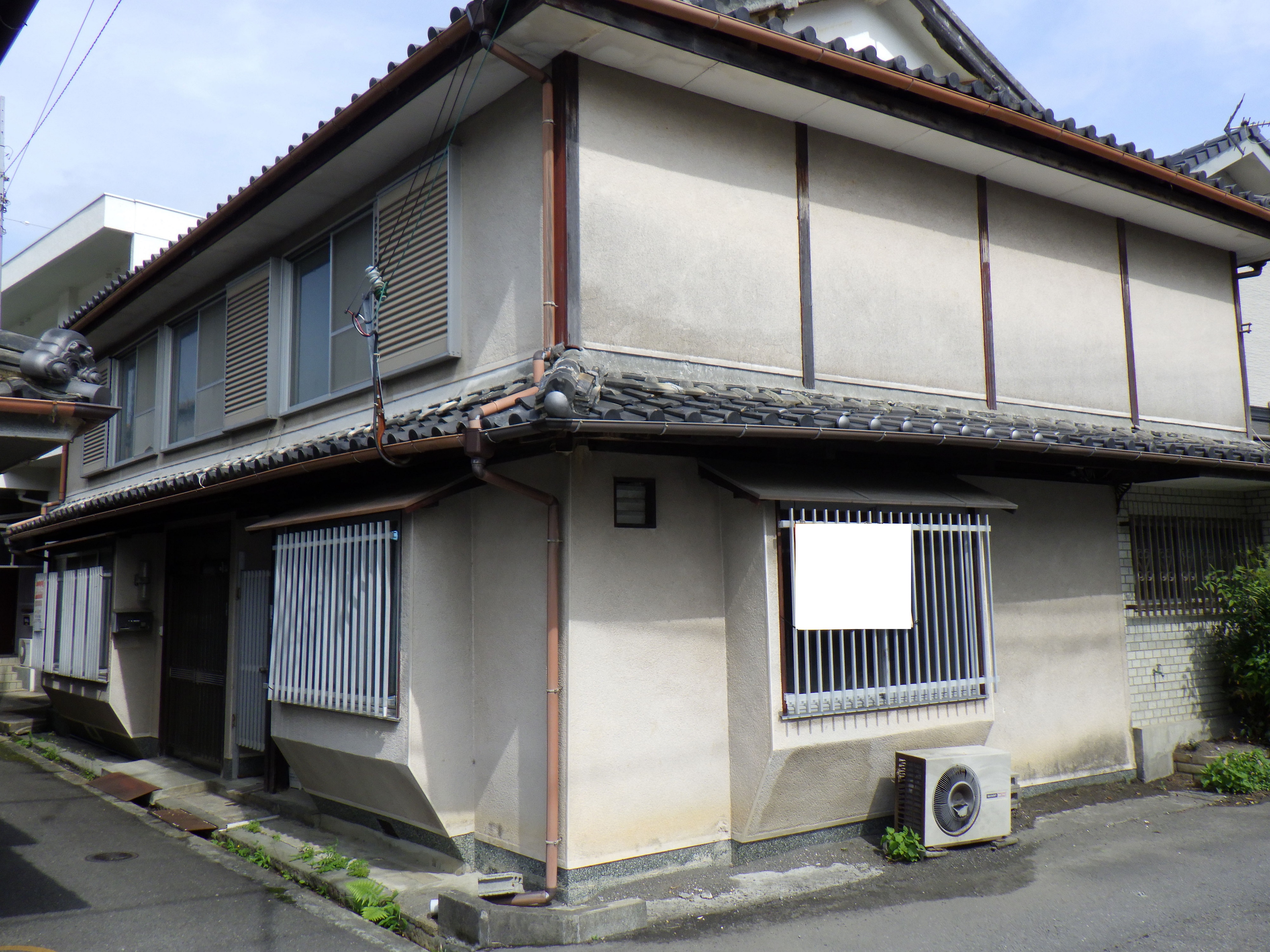 townhouse 海南市船尾
