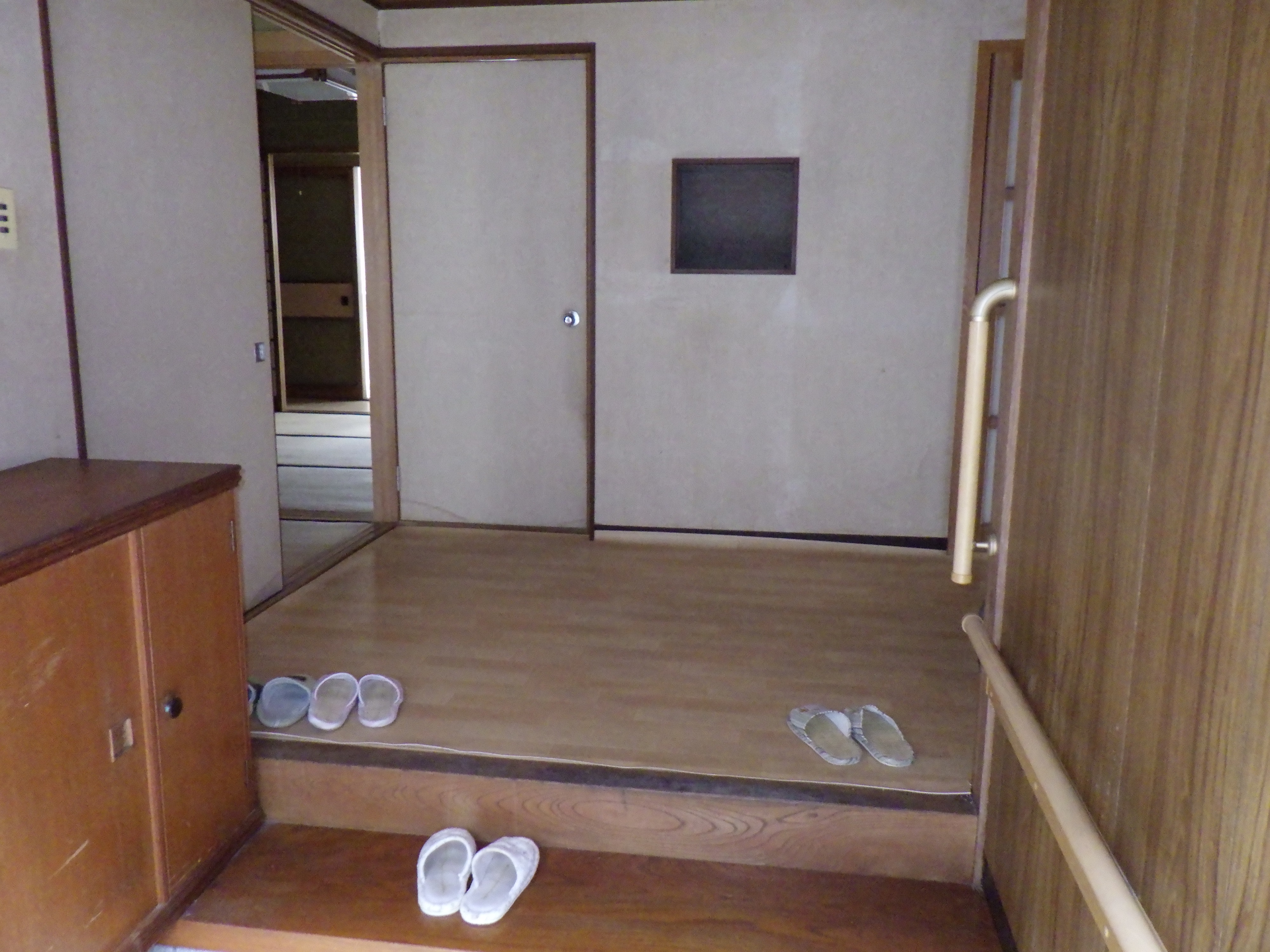 townhouse 海南市船尾