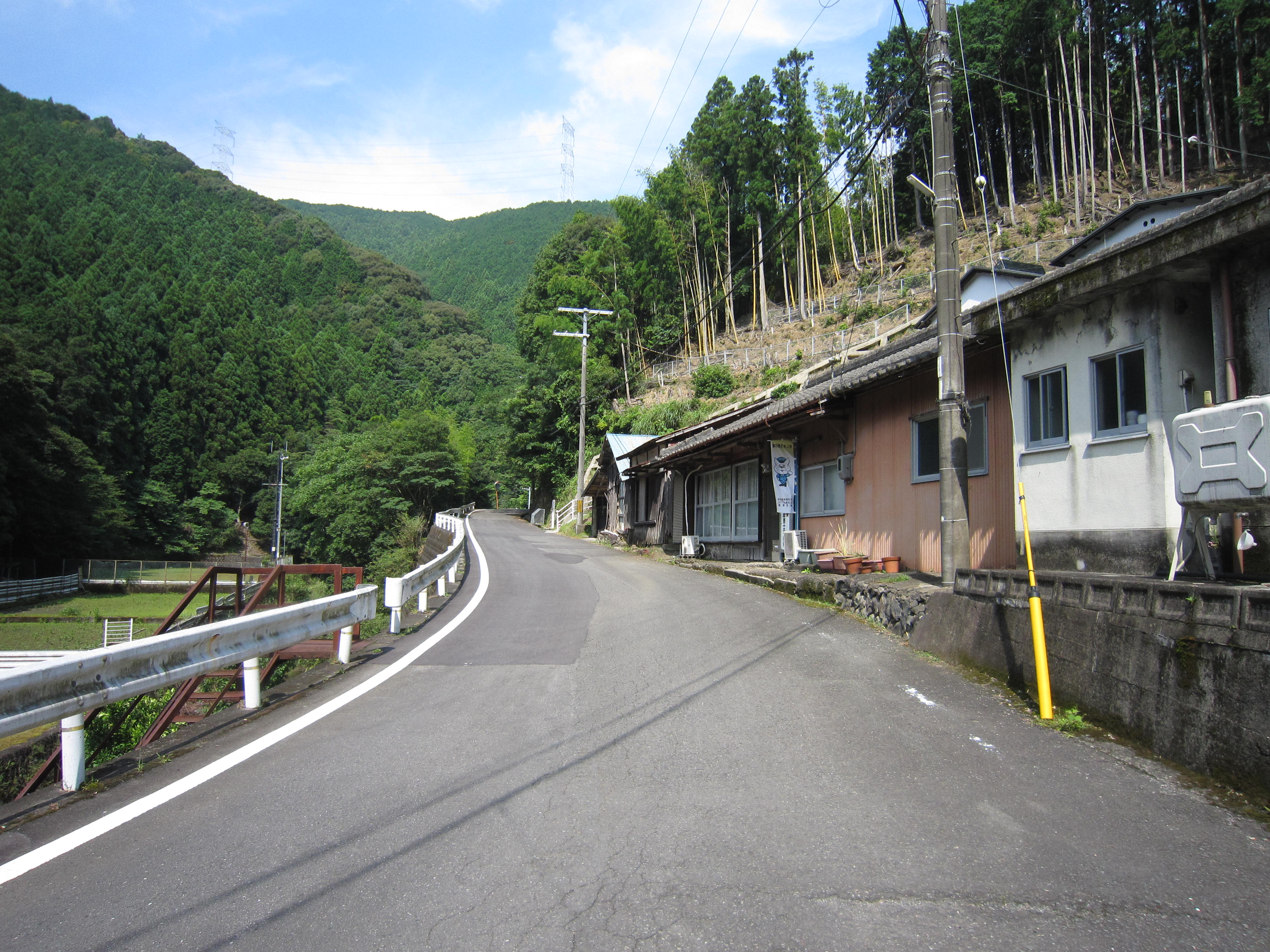 detached 日高川町三十井川